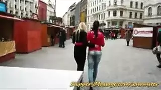 علاقة رباعية صريحة: هؤلاء العاهرات تطلب قضيباً حقيقياً وتحصل عليه