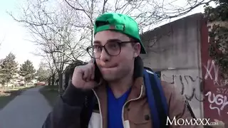 سكس ابن يضع المني داخل طيز زوجة ابيه