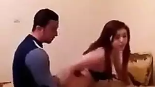 من الحلق العميق إلى الشرج الخشن: الفتاة العربية تأخذ كل شيء