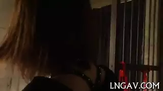 يابانية مغرية بصدر مثالي تثير حتى يقف زبه ويمارس الجنس معها بقوة