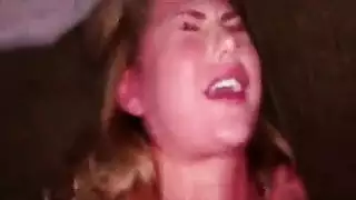 البكرة المحرمة: 10 هزات جماع جامحة مصحوبة بالصراخ