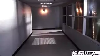 معلمه خجولة