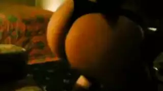 ولدت لكوني عارية: جسد هذه العاهرة المثالي يتوق للانكشاف