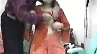 دكتور أشعه ينيك محجبه