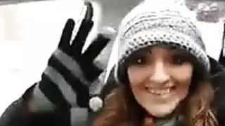 قذف بين الأعراق: عربي زبه كبير يلقح الفتاة الأجنبية