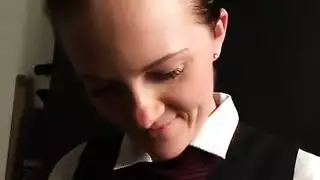 رقصة صديقتي العارية تتحول إلى جنس صريح