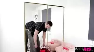 وصول كامل لأفلام إباحية صريحة في وضح النهار