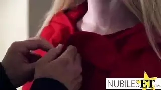 ما الذي يجعل الرجل يشتهي ذلك الكس الضيق المبلل