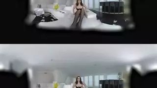 العاهرة شانيل في الواقع الافتراضي تجعل الجميع منتصبين في بورن الواقع الافتراضي