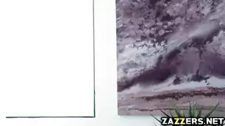 الزوج الكبير ينيك زوجته الصغيرة في كسها بزبه الكبير