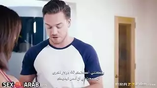 محترفة مص القضيب بشهادة
