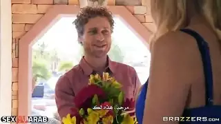 عاهرة عتيقة لا تزال تتوسل للحصول على قضيب البورن الصلب