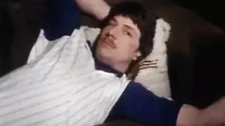 ميلف بورن صريح من الماضي: أم أجنبية تُمارس الجنس بعمق في كل الفتحات