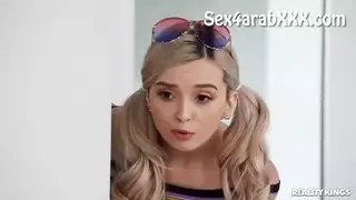علاقات محرمة: عمة وحفيدة في لقاء جنسي صريح