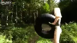 خيال علاقة جماعية عامة: فتيات يأخذن عدة أعضاء غريبة في الحفلة