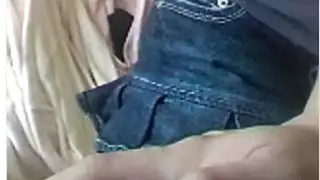 الاخ خائف من صوت الرعد