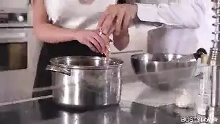 نيك صدر بزاز