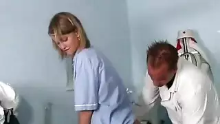 الطالب والمعلمة لي اول مره