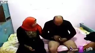 شاب ينيك مرات اخوه مترجن