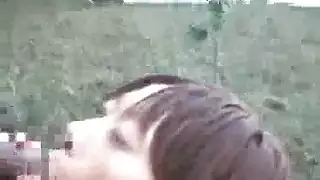 مشهد إباحي لصدر ضخم ومؤخرة عملاقة