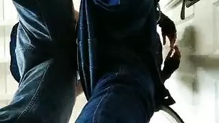 ينيك خالته من بزازها