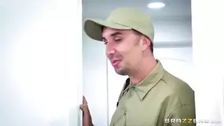 شهوة للديوك الكبيرة: طريقها إلى النشوة