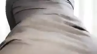 رمضان ياسمينة خان الإباحي: فتاة عربية مشاغبة تمارس الجنس مع دسار