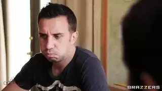 ملاحقة الخادمات الفرنسيات: محتوى سكس عالمي بالعربية