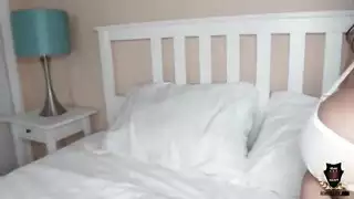 فرج سارة العربية كبيرة الصدر يُضرب في جماع روماني مكثف