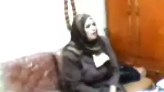 نيك قحبة جزائري عنف في سيارة
