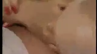 ميلف خبيرة تخدم عدة رجال في أوجي إكس إكس إكس