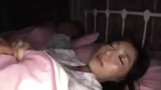 اي يمارس مع بنته الصغيره