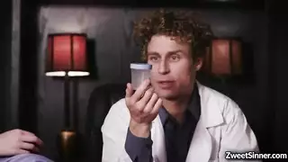 نيك اليزا ماندي