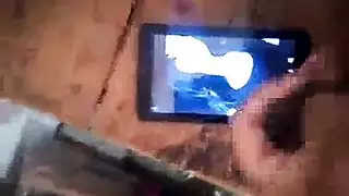 مراهقة فقيرة تأخذ قضيب أسود عملاق عميق في فرجها نكاح شبكة الصيد