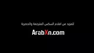 نيك أكاديمي: فتاة ذكية تتعرض لجماع مكثف في الفصل