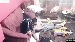 تضرب زبه وتمصه