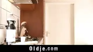 حفل جنس مع خادمه