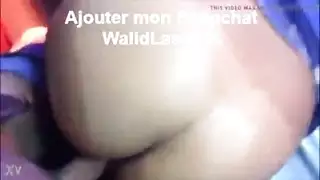 فتاة محجبة ممتلئة الصدر تحصل على سمرة عميقة وجماع عميق