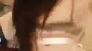 ممارسة الجنس الثلاثي في العلن تتحول إلى تصوير إباحي قوي في الهواء الطلق