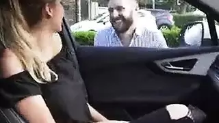 ناكها في المتجر