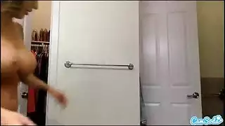 مشعب مؤخرة حصري مشهد إباحي 4