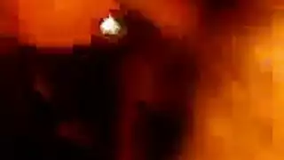 مدرب ينيك الغابات في صالة الرياضة