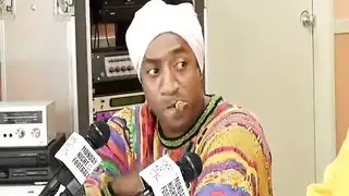 أربع سويديات ذوات أثداء كبيرة في خيال جنس جماعي صريح