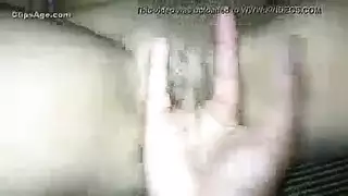 فيلم إباحي للمراهقين: استمناء ثم فعل جنس جماعي صعب