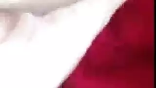 سيدات المكتب يصبحن عنيفات ومكممات في ثنائي إباحي