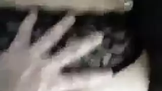 خيال مراهقة مثارة: صديقتها تركب الزب مثل نجمات البورنو