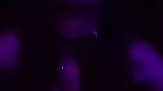 أفلام إباحية في غرفة مظلمة: حبال وهزاز لا يرحم