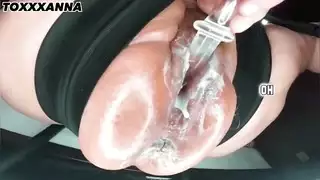 إباحية عيد الشكر: تدهين فرنها الحار بالزبدة