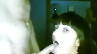 مراهقون ساخنون يتبادلون الجنس الفموي والشرجي في حلم صريح