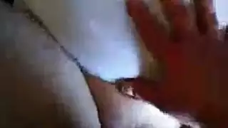 متعة الألعاب الجنسية الإباحية: هوس الفتاة بالقضاب الكبيرة